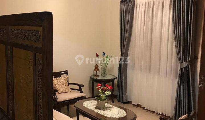 Dijual Rumah Semi Furnished Siap Huni Lokasi Bagus di Kota Baru Parahyangan Bandung 1