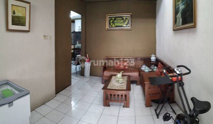 Dijual Rumah Terawat Nyaman Siap Huni Lokasi Bagus di Sarijadi Bandung 1