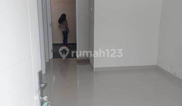 For Sale Comfortable Well-Maintained Ready-to-Occupy House Located in De Sangkanhurip, Katapang, Bandung 2