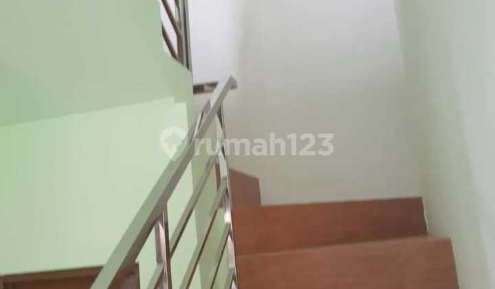 Cheap Sale Ready-to-Occupy House with Strategic Location in Pelangi Antapani Complex, Bandung 2