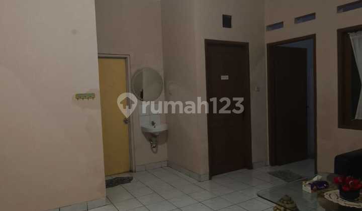 DISEWAKAN RUMAH DI KOMPLEK PERUMAHAN CIMAHI UTARA DEKAT ALUN ALUN CIMAHI HUNIAN ASRI DAN NYAMAN  1