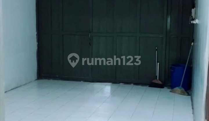 Disewakan Ruang Usaha Siap Pakai Cocok untuk Usaha Lokasi di Jalan Raya Kopo Bandung Disewakan Ruang Usaha Siap Pakai Cocok untuk Usaha Lokasi di Jalan Raya Kopo Bandung