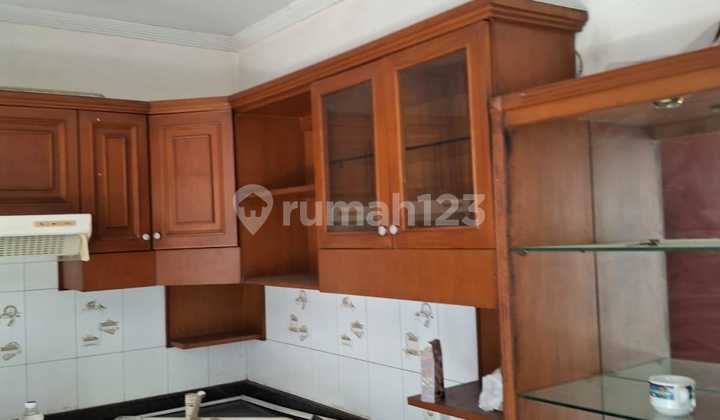 Disewakan Rumah di Mainroad Sarijadi Hunian Asri dan Nyaman Lokasi Strategis dan Akses Mudah