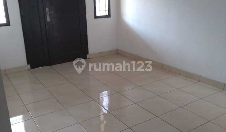 Disewakan Rumah Siap Huni di Taman Kopo Indah 1 (Tki 1) Bandung Hunian Nyaman dan Terawat Lokasi Strategis dengan Akses Mudah Disewakan Rumah Siap Huni di Taman Kopo Indah 1 (Tki 1) Bandung Hunian Nyaman dan Terawat Lokasi Strategis dengan Akses Mudah