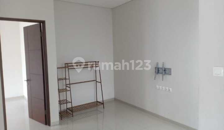 For Rent Comfortable House Ready to Occupy Exclusive Cluster Setra Permai Residence Comfortable Dwelling and Strategic Location