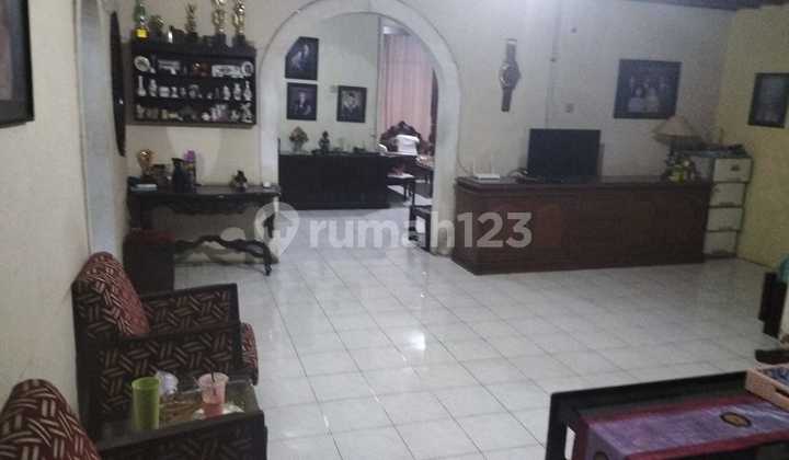 For Sale House on Main Road Buah Batu Bandung, Suitable for Residence or Business Space, Ready to Occupy, Strategic Location. For Sale House on Main Road Buah Batu Bandung, Suitable for Residence or Business Space, Ready to Occupy, Strategic Location.