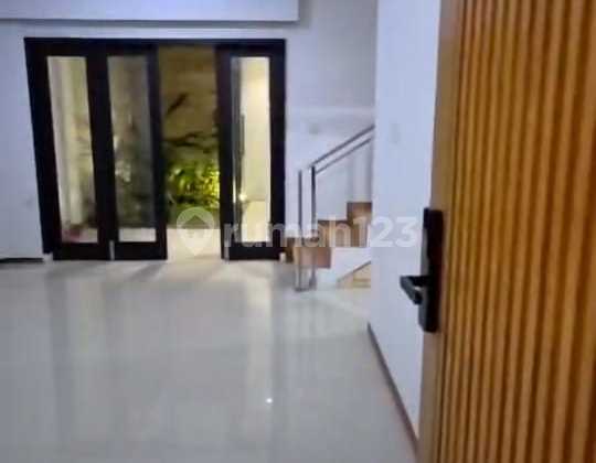 Dijual Rumah 2 Lantai Ada Rooftop Siap Huni di Bali Garden Bandung Hunian Nyaman Terawat Lokasi Strategis Dijual Rumah 2 Lantai Ada Rooftop Siap Huni di Bali Garden Bandung Hunian Nyaman Terawat Lokasi Strategis