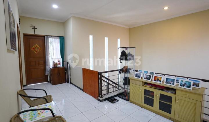 For Sale Comfortable House Ready to Live In Well-Maintained Strategic Location in Sayap Bkr Bandung 2