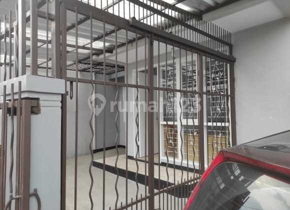 For Rent Comfortable House Ready to Occupy in Astanaanyar Pasirkoja Area Comfortable Residence and Strategic Location 2