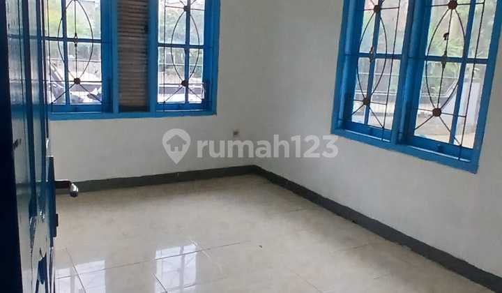 For Rent House in Kawaluyaan Complex, Bandung City. Charming and Comfortable Residence in a Strategic Location. For Rent House in Kawaluyaan Complex, Bandung City. Charming and Comfortable Residence in a Strategic Location.