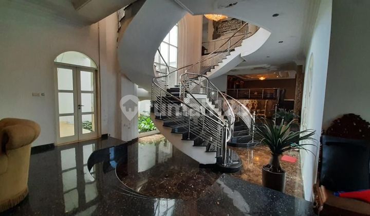 Dijual Rumah Lux Semi Furnish 3 Lantai di Pasir Luyu Hunian Mewah Asri dan Nyaman Lokasi Strategis dengan Akses Mudah