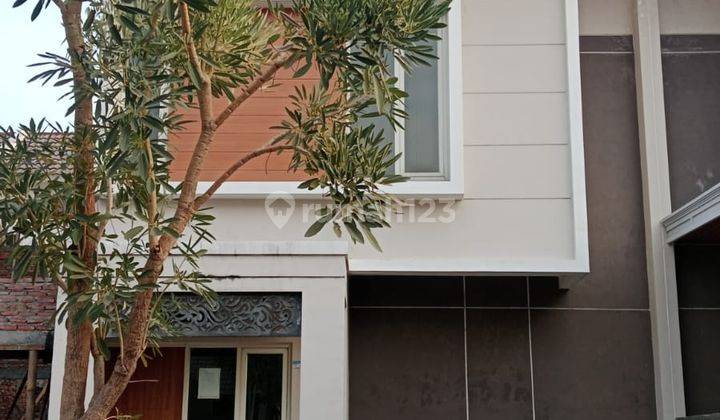 Disewakan Rumah Grand Alexandria 1