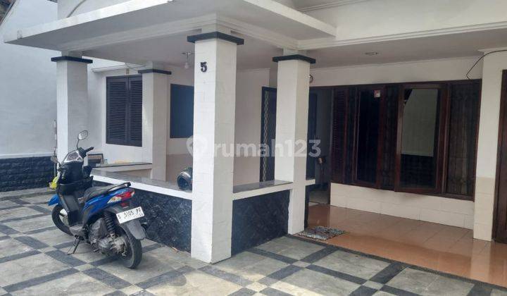 Disewakan Rumah Simpang Darmo Permai Utara  1
