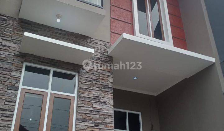 Rumah 2 Lantai Siap Huni Kalisari Jakarta Timur 1