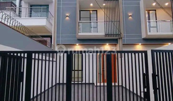 Dijual Rumah Kondisi Baru Meruya Jakarta Barat