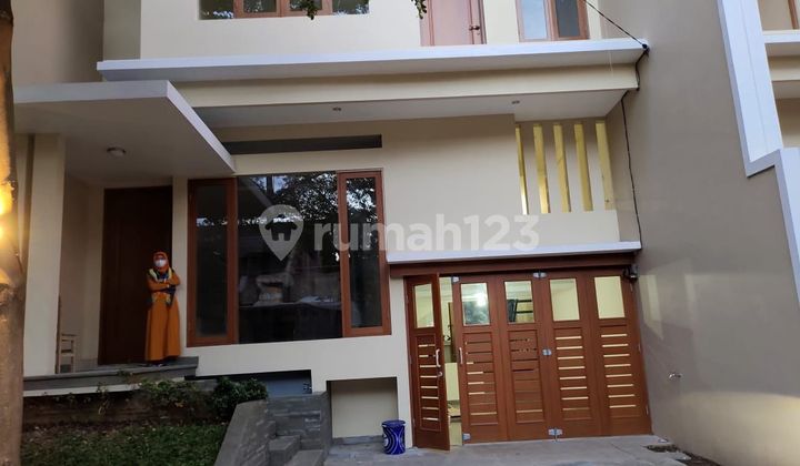 Cempaka Putih Ciputat Timur Bangunan 2 1/2 Lantai 2