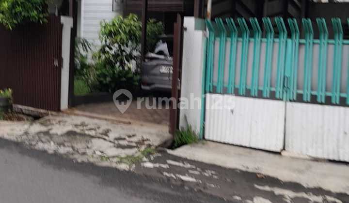Dijual Rumah Furnished di Kedoya Baru Jakarta Barat