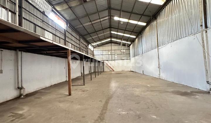 Disewakan Gudang Siap Pakai di Komplek DPR Cipondoh Disewakan Gudang Siap Pakai di Komplek DPR Cipondoh