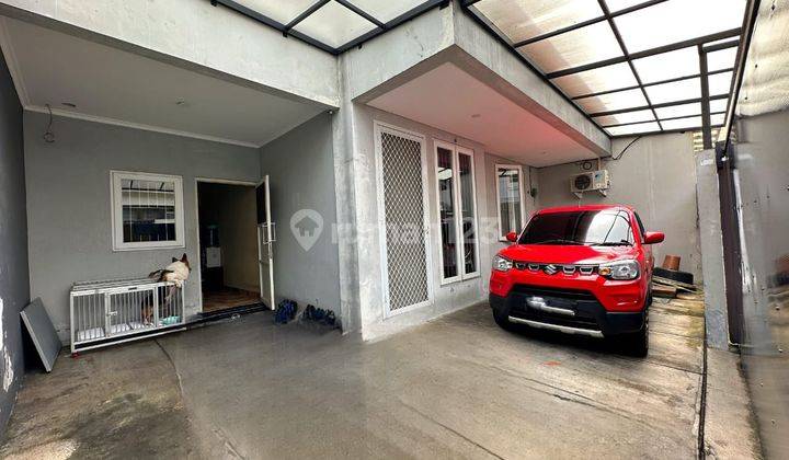 Dijual RUMAH BAGUS FURNISHED 3 lantai Lokasi Strategis Jakarta Pusat 1