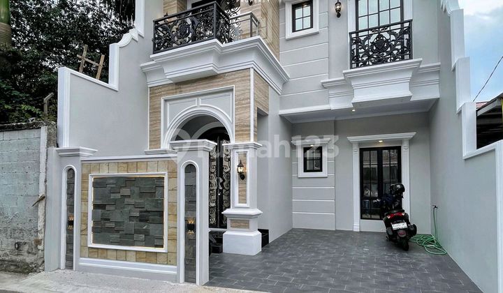 Rumah Baru Mewah Pinggir Jalan Lokasi Strategis Di Jagakarsa Rumah Baru Mewah Pinggir Jalan Lokasi Strategis Di Jagakarsa