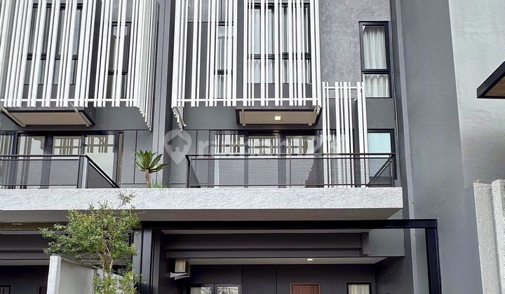 Rumah Baru Mewah Dalam Cluster Pinggir Jalan Raya Di Jagakarsa 2