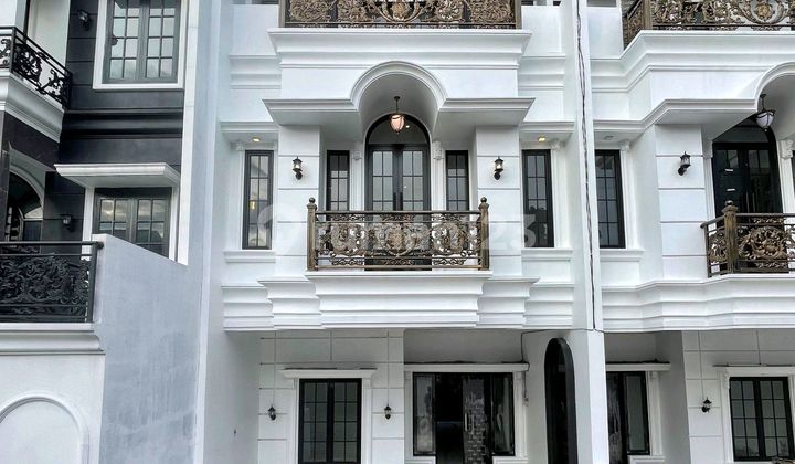 Rumah Baru Mewah Dalam Cluster Lokasi Strategis di Jagakarsa