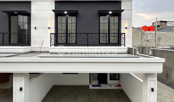 Rumah Baru Mewah Dalam Cluster Lokasi Strategis di Pancoran