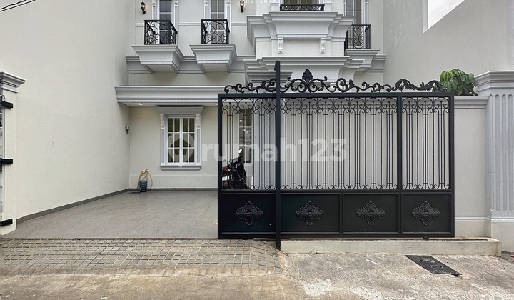 Rumah Baru Mewah Modern Dalam Komplek Lokasi Strategis di Joglo Rumah Baru Mewah Modern Dalam Komplek Lokasi Strategis di Joglo