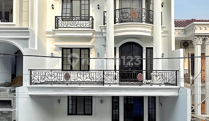 Rumah Baru Mewah Dalam Cluster Akses Strategis Di Kebagusan