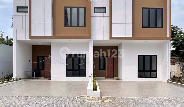 Rumah Baru Mewah Dalam Cluster Akses Strategis Di Jagakarsa 2