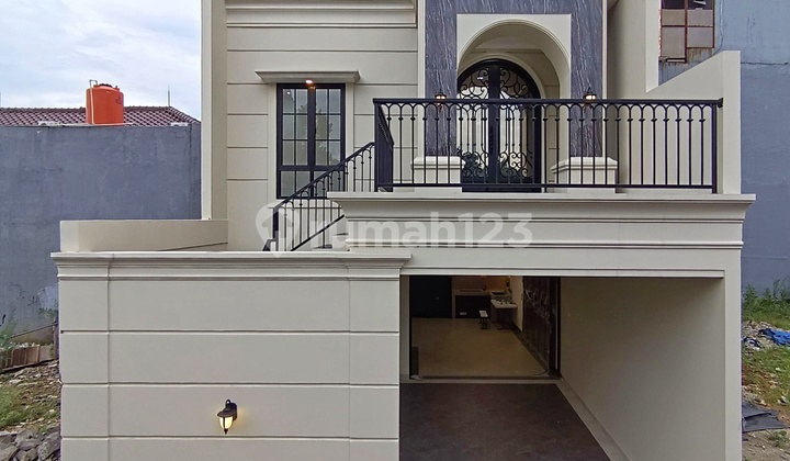 Rumah Baru Mewah Classic Dalam Cluster di Kebagusan Jaksel