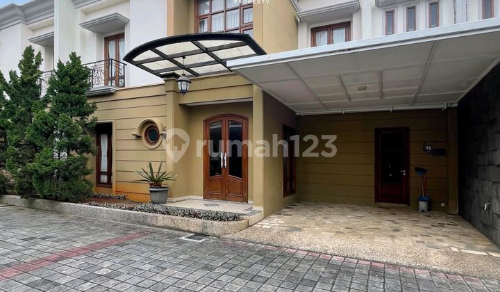 Rumah Mewah Full Furnished Dalam Townhouse di Kebagusan 2