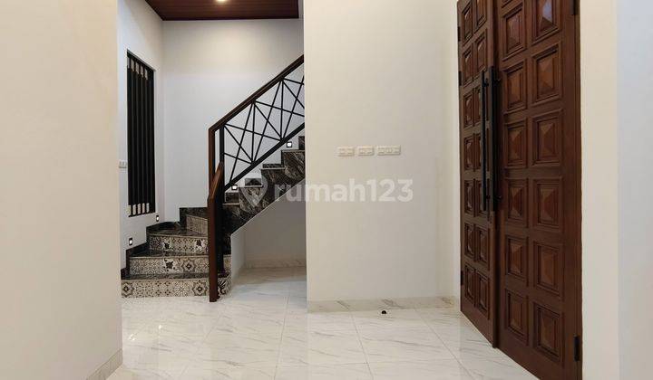 Rumah Baru Mewah Minimalis Modern 2 Lantai Di Depok 2