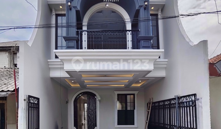 Rumah Baru Mewah Plus Rooftop Lokasi Strategis Di Jagakarsa