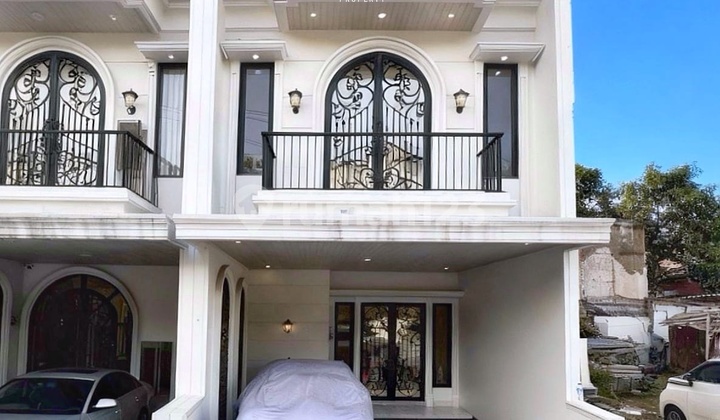 New Modern Luxury House in a Cluster at Jagakarsa New Modern Luxury House in a Cluster at Jagakarsa