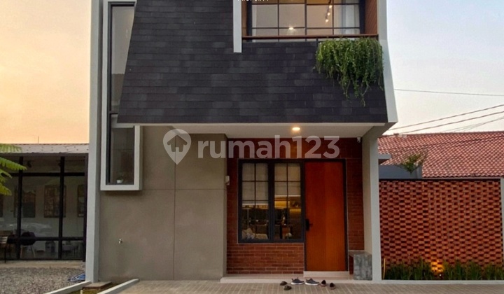 Rumah Baru Modern Dalam Cluster Akses Strategis di Kukusan Depok
