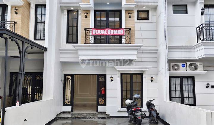 Rumah Baru Modern Minimalis Plus Ruftoop Dalam Townhouse 1