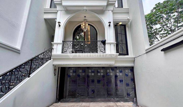 Rumah Baru Mewah American Classic 3 Lantai Di Jagakarsa 1