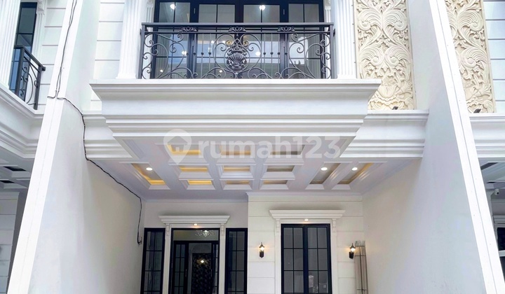 Rumah Baru Mewah Dalam Cluster Lokasi Strategis di Jagakarsa