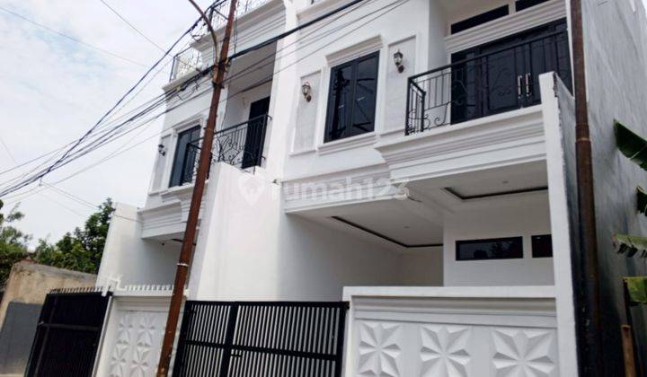 Rumah Baru Murah Mewah Minimalis Modern 2.5 Lantai Di Kebagusan 2