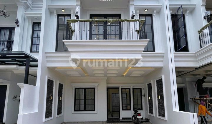 Rumah Baru Mewah Modern Dalam Cluster Pinggir Jalan Di Jagakarsa Rumah Baru Mewah Modern Dalam Cluster Pinggir Jalan Di Jagakarsa