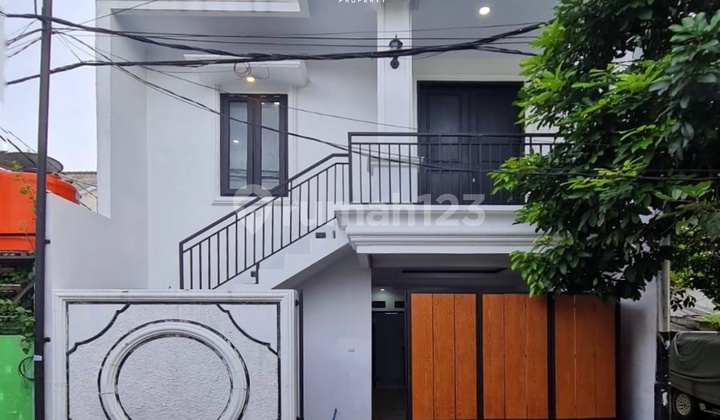 Rumah Baru Murah Minimalis Modern Dekat Jalan Raya Di Jagakarsa