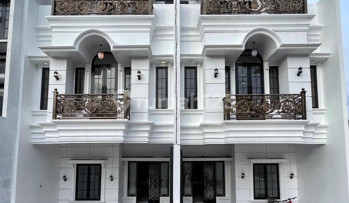 Rumah Baru Mewah Dalam Cluster Lokasi Strategis di Jagakarsa 2
