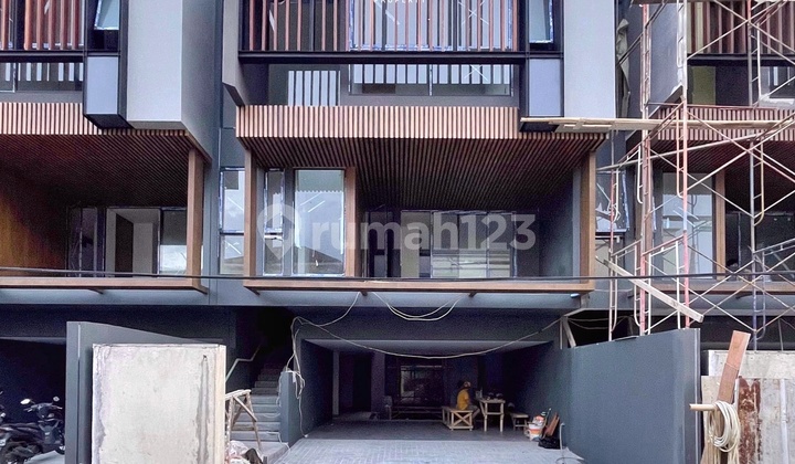 Rumah Baru Mewah Modern Lokasi Strategis Di Kemang Jaksel Rumah Baru Mewah Modern Lokasi Strategis Di Kemang Jaksel