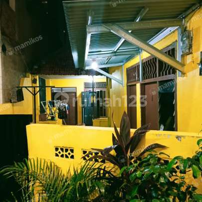 Cheap Sale (Bu)! Fully Occupied Boarding House, Ideal for Investment in a Strategic Location in Kebayoran Lama - South Jakarta. 2