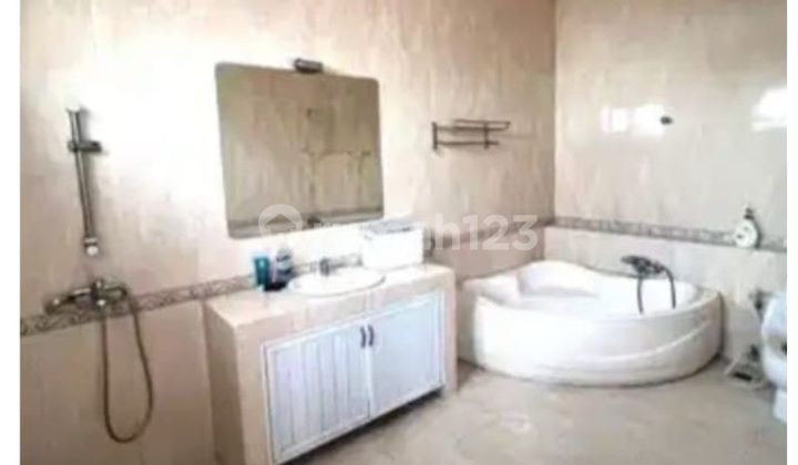 Sell Luxury House in Pejaten Barat, South Jakarta 2