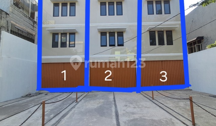 Strategic 3.5-Storey Shop House – Mampang Prapatan Raya (Opposite Duren Tiga Busway Stop)