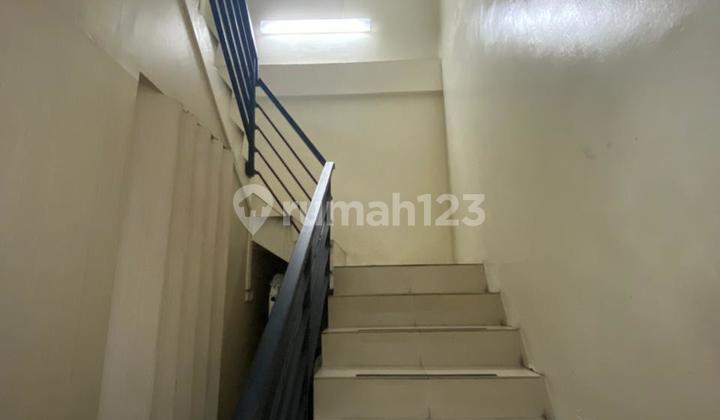 Nice Ruko 3.5 Floors Strategic Location in Gandaria, South Jakarta 2
