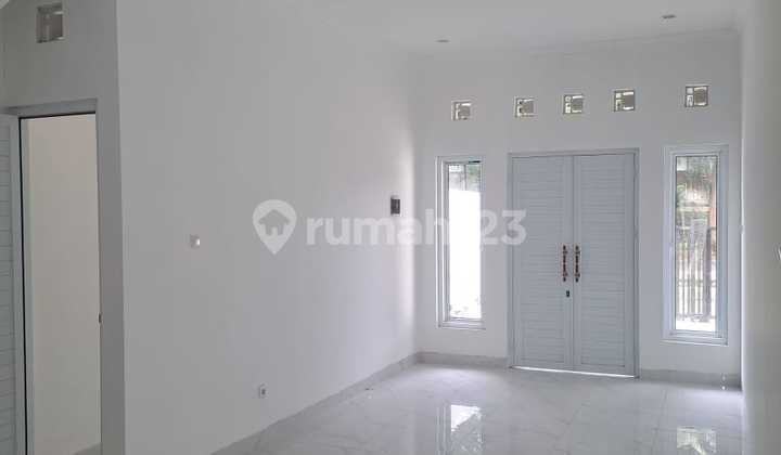 Sewa Rumah Siap Huni 2 Lantai di Puri Bintaro Sektor 9, Tangerang Selatan