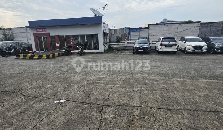 Selling Cheap! Strategic Shop House Near Green Court, Suitable for Business in Pasar Bersih Cengkareng, West Jakarta. Selling Cheap! Strategic Shop House Near Green Court, Suitable for Business in Pasar Bersih Cengkareng, West Jakarta.